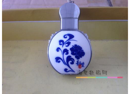 海贝 精美青花瓷U盘 8G