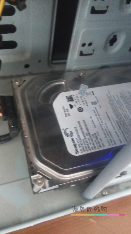 I5 4430/金士顿8G 骇客/主板技嘉B85/硬盘希捷1T