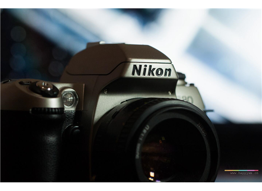 尼康 F80