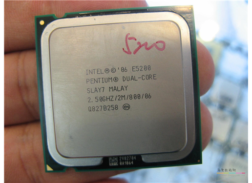 Intel E5200 双核 CPU