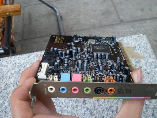 创新 SB0400 7.1 声卡