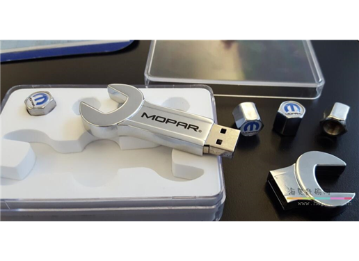 扳手 U盘 双扳手