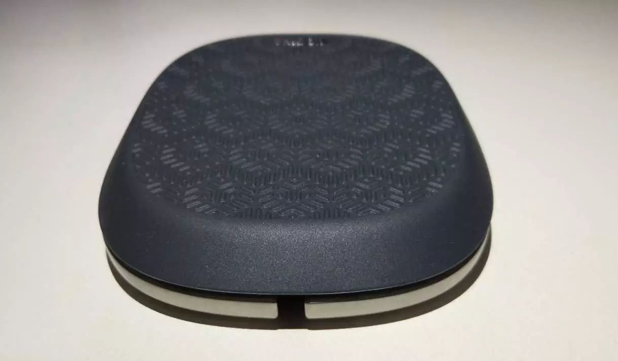 闪迪 欣享 充电 插座 自动备份 充电底座