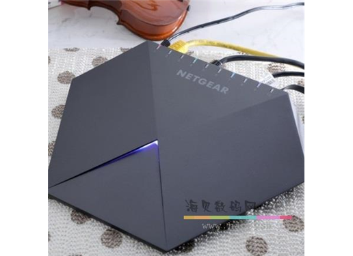 网件 GS810EMX 夜鹰Pro游戏级有线路由/交换机