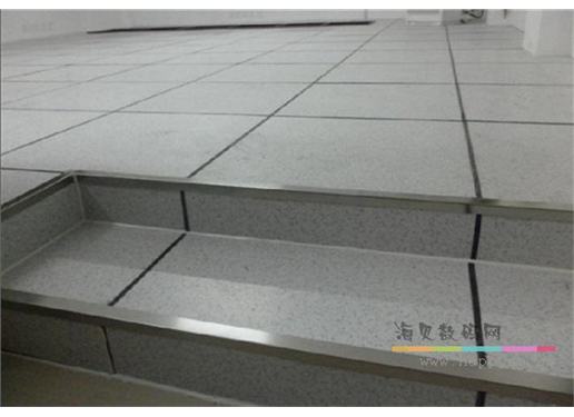 机房入口台阶处理