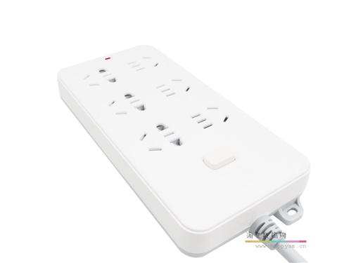 公牛 GN-109K （1.8米 6孔）插排