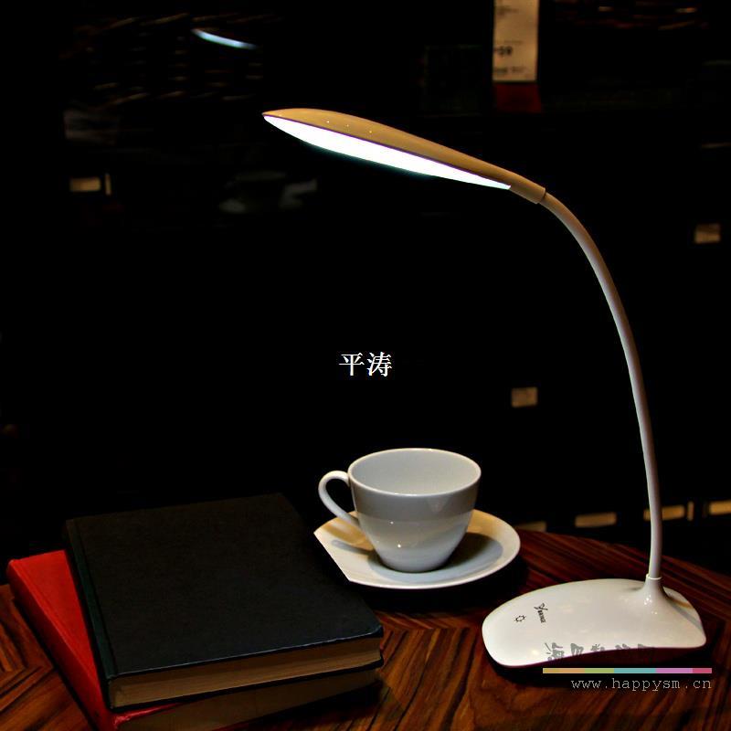 雅格 YG-5930 USB充电小台灯护眼夹子学习工作书桌卧室床头宿舍台灯