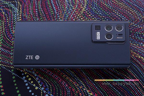 中兴 Axon 30 Ultra 66W 超级快充 16g+1024g