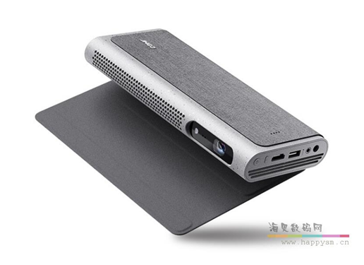 坚果 M7 便携式投影机