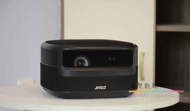 坚果 V10 投影机